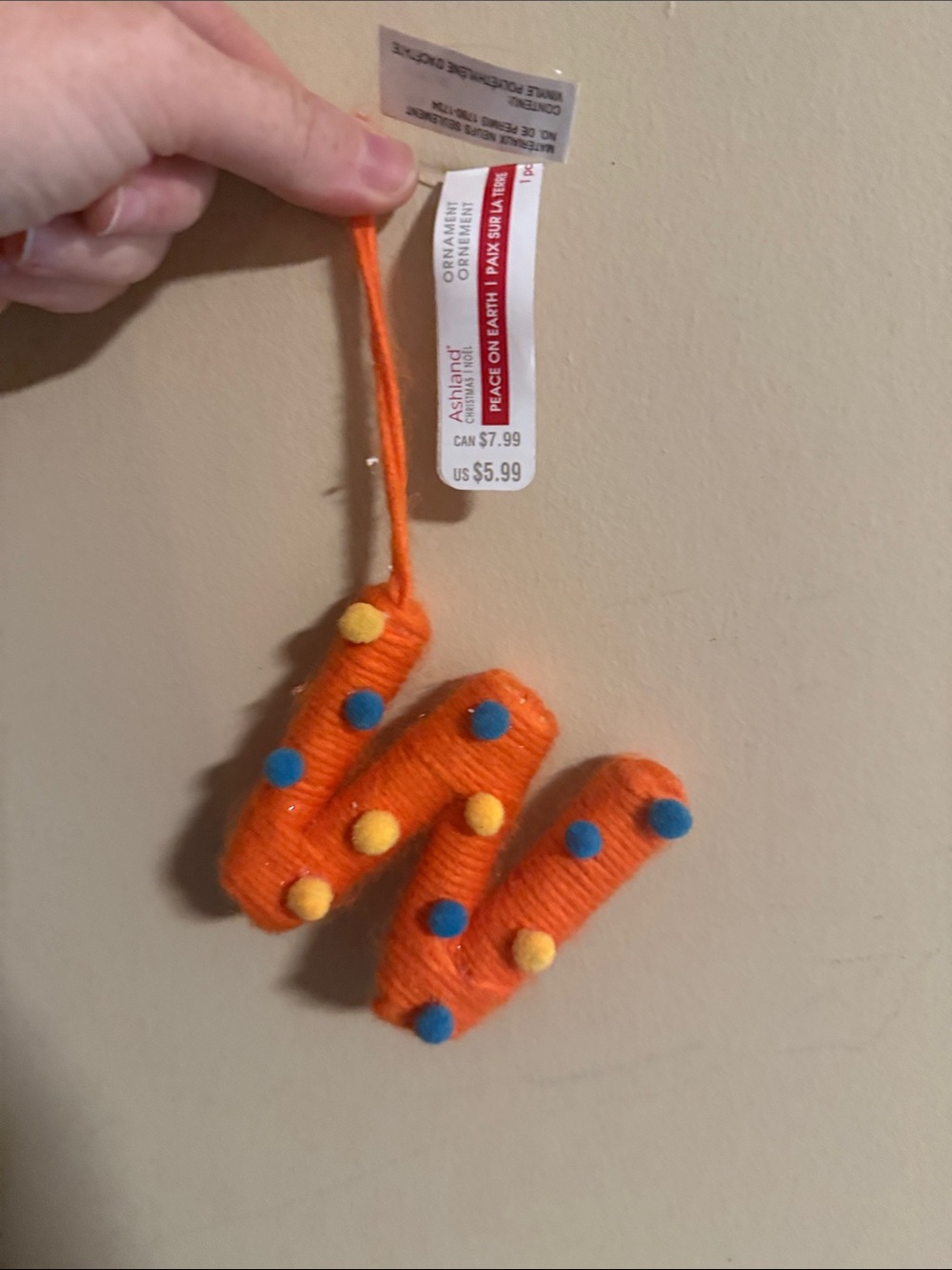 ASHLAND Letter "W”Yarn Christmas Ornament NEW